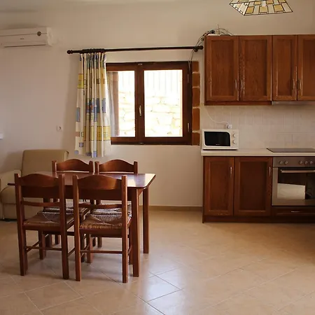 Petra Mare Apartmán Triopetra